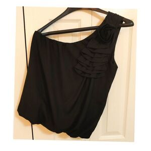 Women's Cold Shoulder Crop Top in Black with Rose Applique EUC No Tags Size S